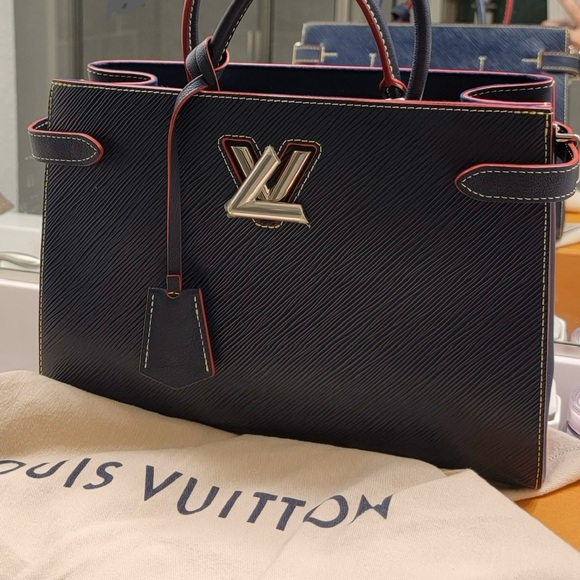 Louis Vuitton Epi Twist Tote - Picture 3 of 6